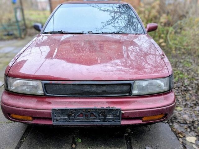 Червоний Ніссан Максіма, об'ємом двигуна 3 л та пробігом 341 тис. км за 1000 $, фото 1 на Automoto.ua