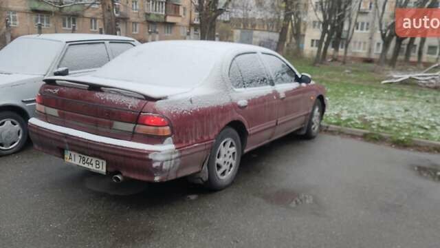 Червоний Ніссан Максіма, об'ємом двигуна 2.99 л та пробігом 450 тис. км за 2300 $, фото 2 на Automoto.ua