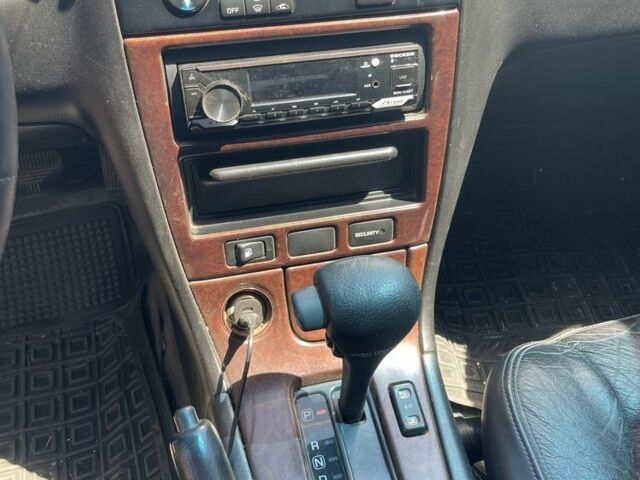 Червоний Ніссан Максіма, об'ємом двигуна 3 л та пробігом 3 тис. км за 2900 $, фото 4 на Automoto.ua