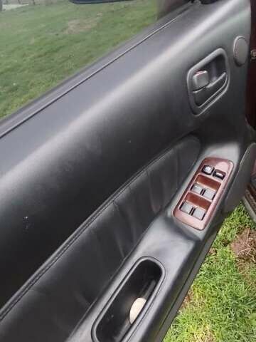 Червоний Ніссан Максіма, об'ємом двигуна 2 л та пробігом 390 тис. км за 2500 $, фото 9 на Automoto.ua