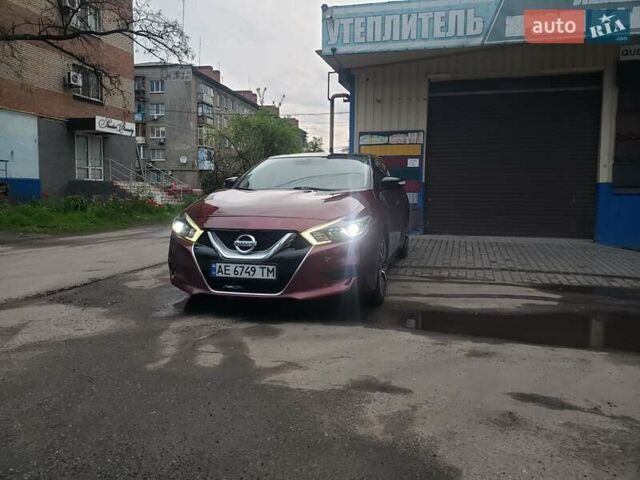 Красный Ниссан Максима, объемом двигателя 3.5 л и пробегом 190 тыс. км за 14900 $, фото 10 на Automoto.ua