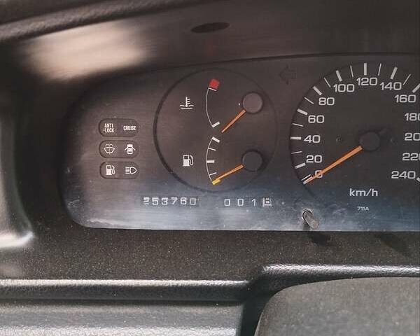 Ниссан Максима, объемом двигателя 3 л и пробегом 254 тыс. км за 2000 $, фото 9 на Automoto.ua