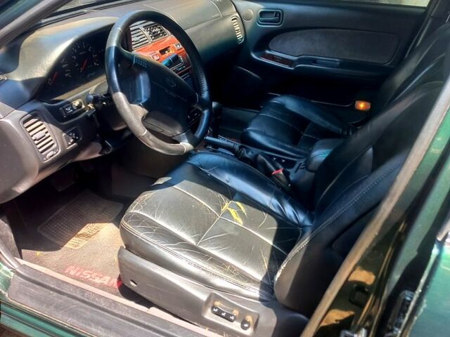 Ниссан Максима, объемом двигателя 2 л и пробегом 321 тыс. км за 2500 $, фото 1 на Automoto.ua
