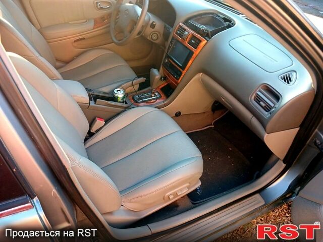 Ниссан Максима, объемом двигателя 3 л и пробегом 260 тыс. км за 4000 $, фото 3 на Automoto.ua