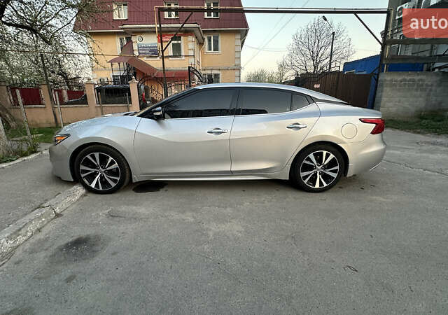 Ниссан Максима, объемом двигателя 3.5 л и пробегом 150 тыс. км за 14000 $, фото 3 на Automoto.ua