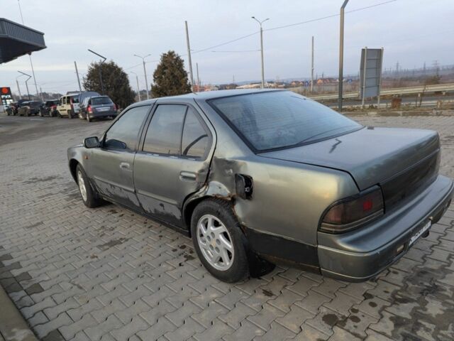 Сірий Ніссан Максіма, об'ємом двигуна 3 л та пробігом 450 тис. км за 600 $, фото 2 на Automoto.ua