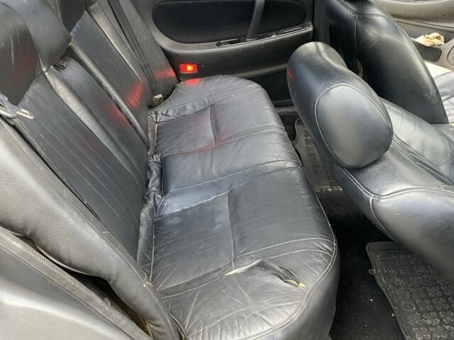 Сірий Ніссан Максіма, об'ємом двигуна 3 л та пробігом 380 тис. км за 1544 $, фото 6 на Automoto.ua