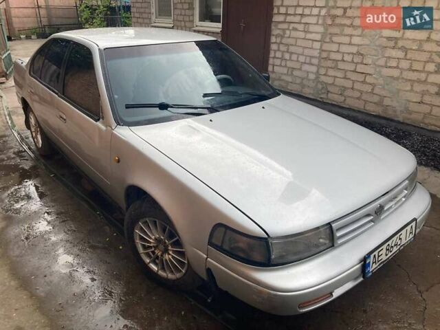 Серый Ниссан Максима, объемом двигателя 3 л и пробегом 279 тыс. км за 2100 $, фото 9 на Automoto.ua