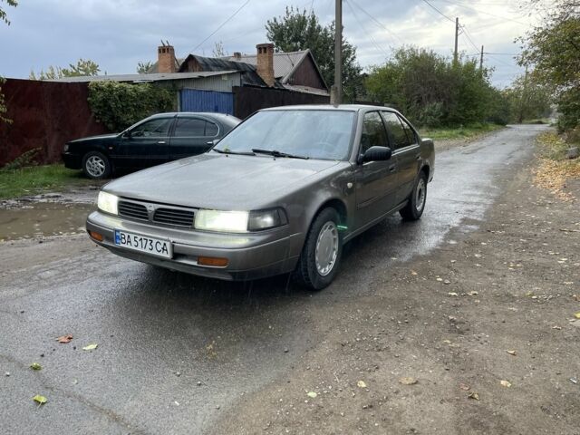 Серый Ниссан Максима, объемом двигателя 0 л и пробегом 250 тыс. км за 950 $, фото 1 на Automoto.ua