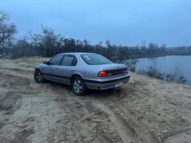 Серый Ниссан Максима, объемом двигателя 3 л и пробегом 123 тыс. км за 1100 $, фото 3 на Automoto.ua