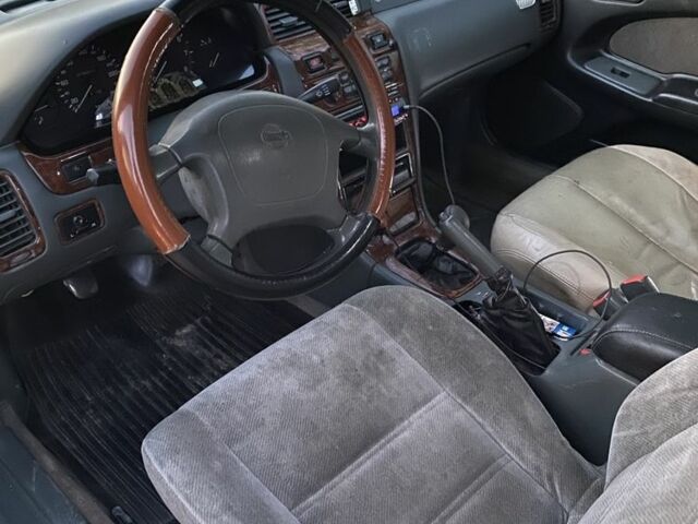 Сірий Ніссан Максіма, об'ємом двигуна 3 л та пробігом 3 тис. км за 2000 $, фото 3 на Automoto.ua