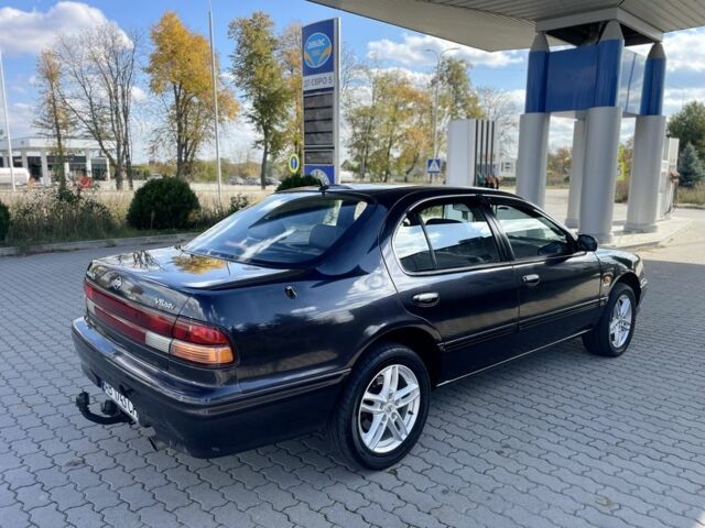 Ніссан Максіма 1997 у Тульчине на Automoto.ua Сірий Ніссан Максіма, об'ємом двигуна 3 л та пробігом 350 тис. км за 3100 $, фото 9 на Automoto.ua