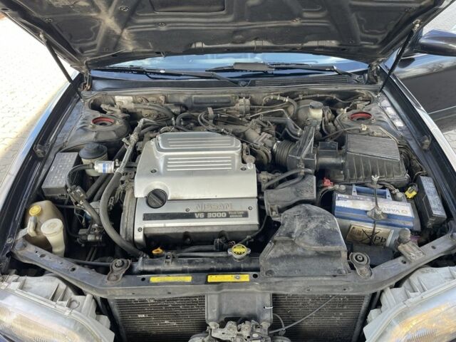 Ніссан Максіма 1997 у Тульчине на Automoto.ua Сірий Ніссан Максіма, об'ємом двигуна 3 л та пробігом 350 тис. км за 3100 $, фото 22 на Automoto.ua