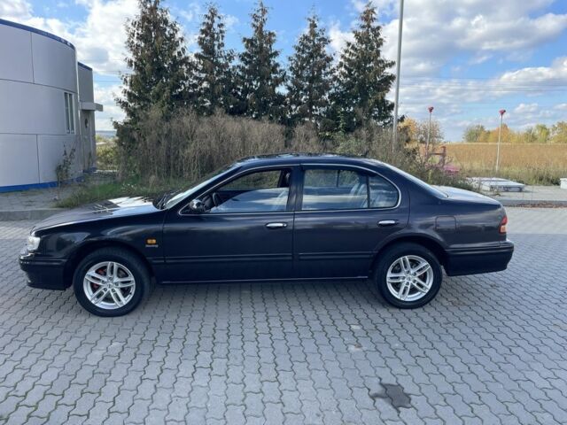 Ніссан Максіма 1997 у Тульчине на Automoto.ua Сірий Ніссан Максіма, об'ємом двигуна 3 л та пробігом 350 тис. км за 3100 $, фото 7 на Automoto.ua