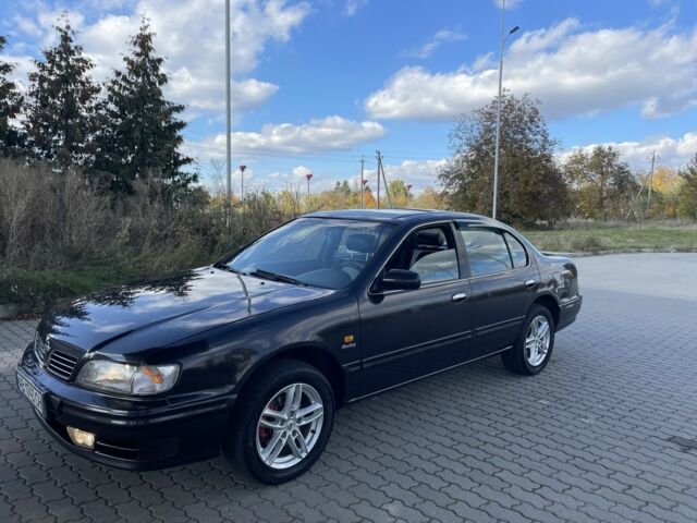 Ніссан Максіма 1997 у Тульчине на Automoto.ua Сірий Ніссан Максіма, об'ємом двигуна 3 л та пробігом 350 тис. км за 3100 $, фото 3 на Automoto.ua