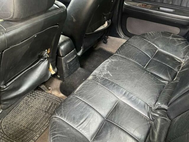 Сірий Ніссан Максіма, об'ємом двигуна 3 л та пробігом 350 тис. км за 1999 $, фото 3 на Automoto.ua