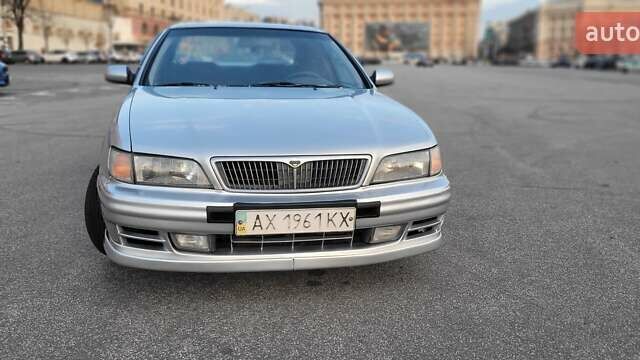 Серый Ниссан Максима, объемом двигателя 3 л и пробегом 360 тыс. км за 2800 $, фото 4 на Automoto.ua