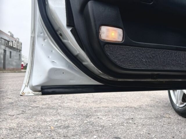 Серый Ниссан Максима, объемом двигателя 3 л и пробегом 450 тыс. км за 2900 $, фото 8 на Automoto.ua