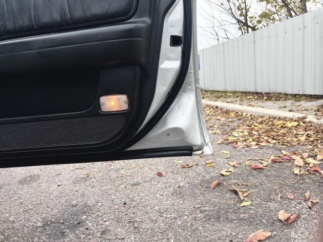 Серый Ниссан Максима, объемом двигателя 3 л и пробегом 450 тыс. км за 2900 $, фото 9 на Automoto.ua