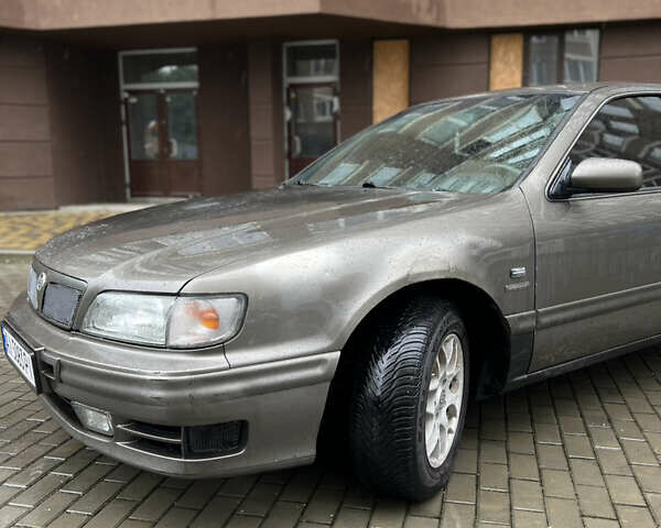 Серый Ниссан Максима, объемом двигателя 2 л и пробегом 539 тыс. км за 2500 $, фото 10 на Automoto.ua