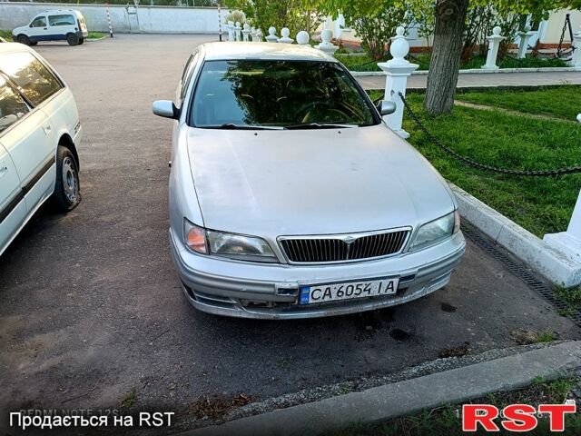 Серый Ниссан Максима, объемом двигателя 3 л и пробегом 0 тыс. км за 2300 $, фото 4 на Automoto.ua