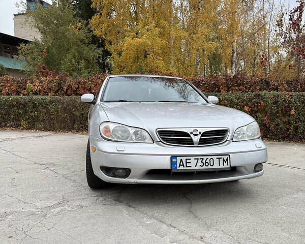 Ниссан Максима 2000 в Никополе на Automoto.ua Серый Ниссан Максима, объемом двигателя 2 л и пробегом 380 тыс. км за 3600 $, фото 4 на Automoto.ua