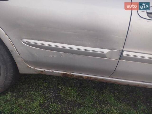 Ниссан Максима 2000 в Кривом Роге на Automoto.ua Серый Ниссан Максима, объемом двигателя 2 л и пробегом 480 тыс. км за 2100 $, фото 10 на Automoto.ua