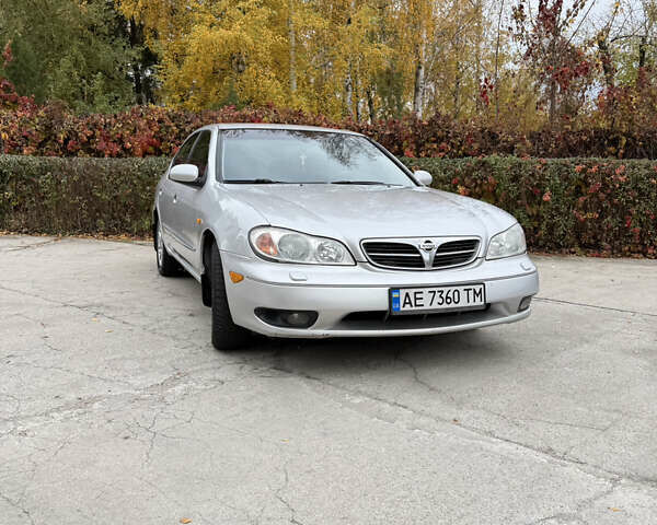 Ниссан Максима 2000 в Никополе на Automoto.ua Серый Ниссан Максима, объемом двигателя 2 л и пробегом 380 тыс. км за 3600 $, фото 1 на Automoto.ua
