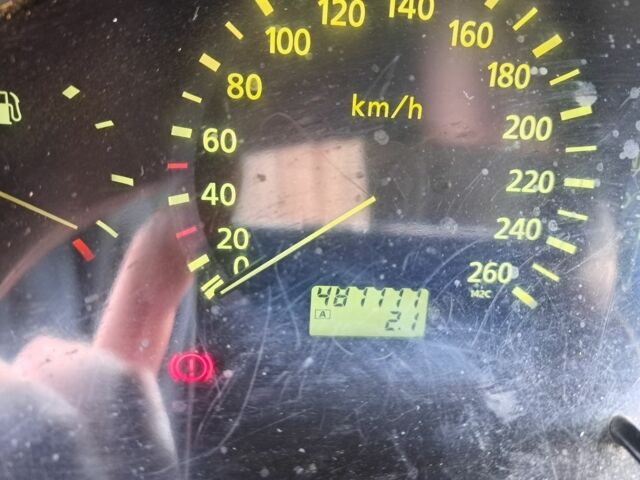 Серый Ниссан Максима, объемом двигателя 3 л и пробегом 487 тыс. км за 2200 $, фото 21 на Automoto.ua