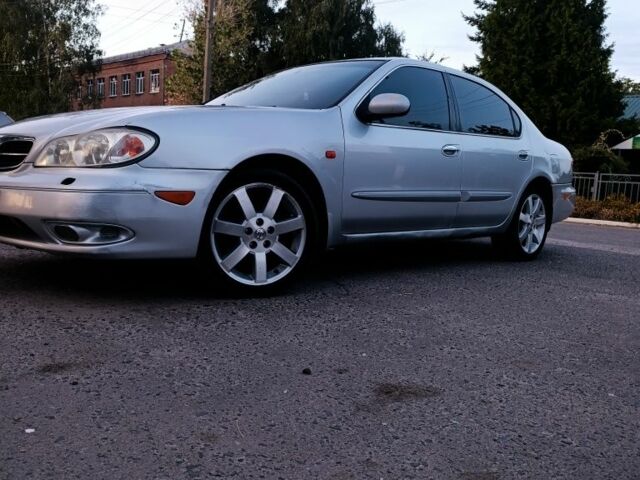 Сірий Ніссан Максіма, об'ємом двигуна 3 л та пробігом 300 тис. км за 3200 $, фото 1 на Automoto.ua