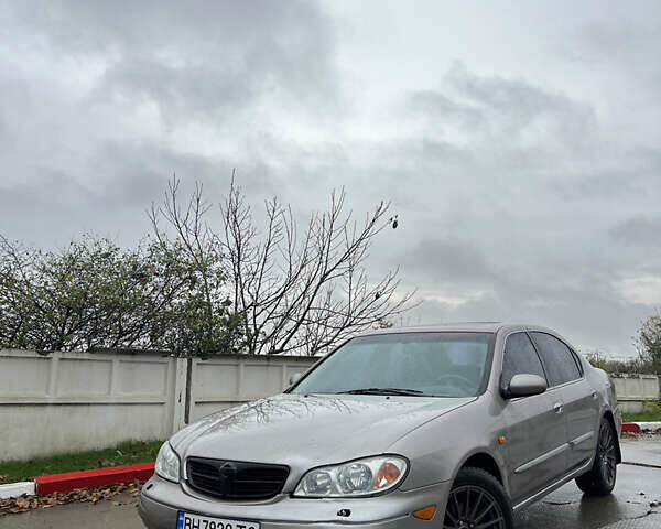 Серый Ниссан Максима, объемом двигателя 2.99 л и пробегом 264 тыс. км за 2999 $, фото 1 на Automoto.ua