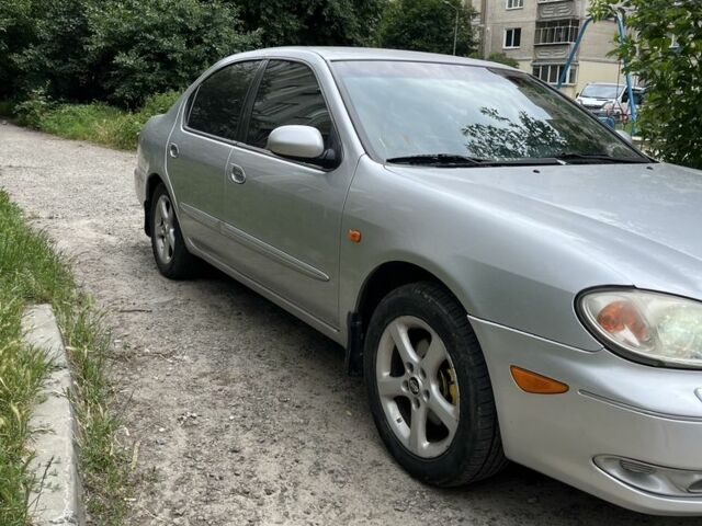 Сірий Ніссан Максіма, об'ємом двигуна 2 л та пробігом 272 тис. км за 2800 $, фото 5 на Automoto.ua