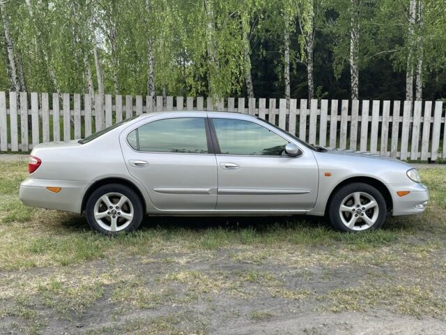 Сірий Ніссан Максіма, об'ємом двигуна 2 л та пробігом 265 тис. км за 3300 $, фото 3 на Automoto.ua