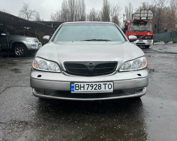 Серый Ниссан Максима, объемом двигателя 2.99 л и пробегом 265 тыс. км за 3000 $, фото 1 на Automoto.ua