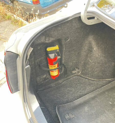 Ніссан Максіма 2001 у Дніпро (Дніпропетровську) на Automoto.ua Сірий Ніссан Максіма, об'ємом двигуна 2 л та пробігом 153 тис. км за 4400 $, фото 29 на Automoto.ua