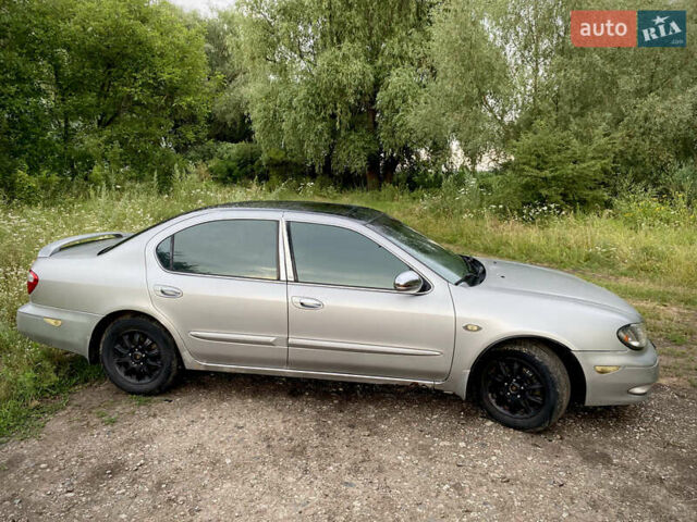 Ниссан Максима 2002 в Верхнеднепровске на Automoto.ua Серый Ниссан Максима, объемом двигателя 3 л и пробегом 365 тыс. км за 3300 $, фото 7 на Automoto.ua