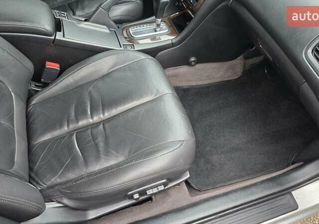 Серый Ниссан Максима, объемом двигателя 2.99 л и пробегом 364 тыс. км за 4100 $, фото 4 на Automoto.ua