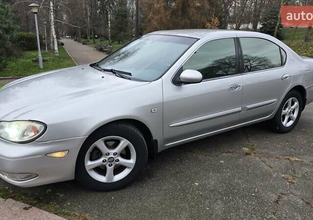 Серый Ниссан Максима, объемом двигателя 2.99 л и пробегом 364 тыс. км за 4100 $, фото 10 на Automoto.ua