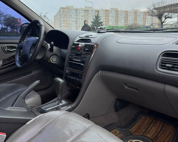 Серый Ниссан Максима, объемом двигателя 2 л и пробегом 285 тыс. км за 2350 $, фото 21 на Automoto.ua