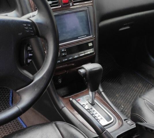 Сірий Ніссан Максіма, об'ємом двигуна 3 л та пробігом 278 тис. км за 2000 $, фото 14 на Automoto.ua