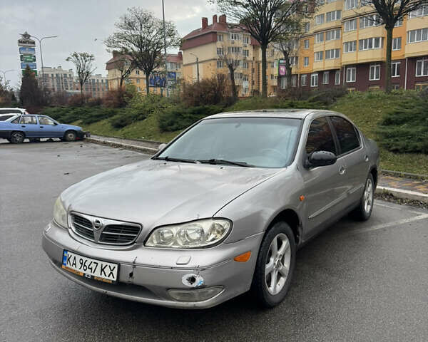 Серый Ниссан Максима, объемом двигателя 2 л и пробегом 285 тыс. км за 2350 $, фото 2 на Automoto.ua