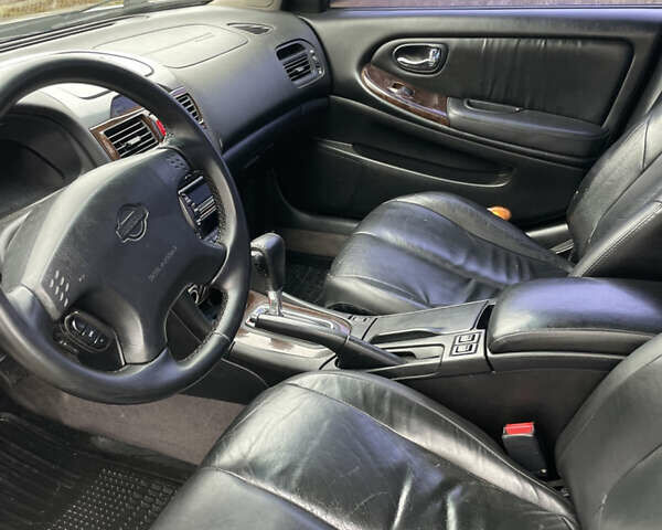 Сірий Ніссан Максіма, об'ємом двигуна 3 л та пробігом 275 тис. км за 3950 $, фото 19 на Automoto.ua