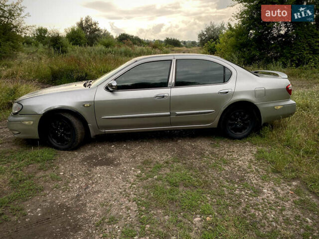 Ниссан Максима 2002 в Верхнеднепровске на Automoto.ua Серый Ниссан Максима, объемом двигателя 3 л и пробегом 365 тыс. км за 3300 $, фото 5 на Automoto.ua