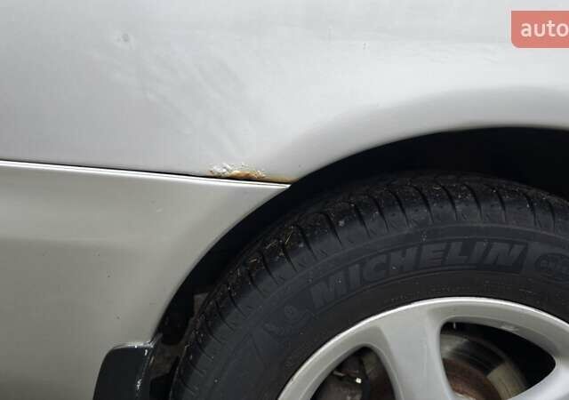 Серый Ниссан Максима, объемом двигателя 2.99 л и пробегом 364 тыс. км за 4100 $, фото 22 на Automoto.ua