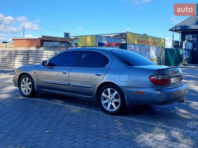 Серый Ниссан Максима, объемом двигателя 3 л и пробегом 332 тыс. км за 3499 $, фото 3 на Automoto.ua