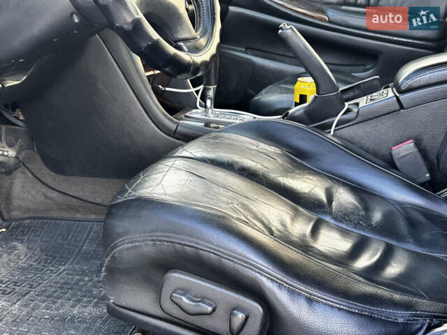 Серый Ниссан Максима, объемом двигателя 3 л и пробегом 390 тыс. км за 2000 $, фото 9 на Automoto.ua