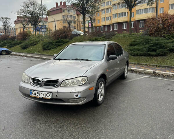 Серый Ниссан Максима, объемом двигателя 2 л и пробегом 285 тыс. км за 2350 $, фото 3 на Automoto.ua