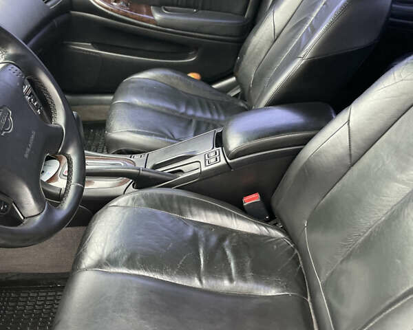 Сірий Ніссан Максіма, об'ємом двигуна 3 л та пробігом 275 тис. км за 3950 $, фото 15 на Automoto.ua