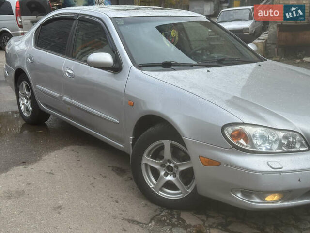 Ниссан Максима 2002 в Киеве на Automoto.ua Серый Ниссан Максима, объемом двигателя 2.99 л и пробегом 555 тыс. км за 4500 $, фото 6 на Automoto.ua