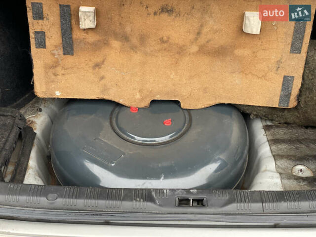 Сірий Ніссан Максіма, об'ємом двигуна 3 л та пробігом 275 тис. км за 3950 $, фото 8 на Automoto.ua